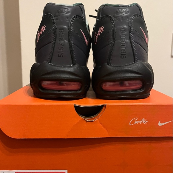 Nike X Corteiz Air Max 95 “Pink Beam” - Picture 4 of 8